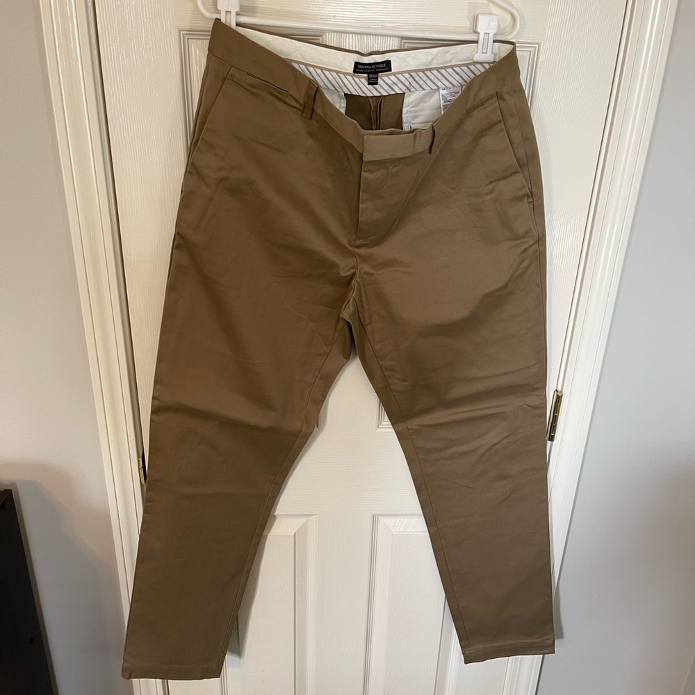 BUNDLE - 2 pair Banana Republic Mason Athletic Fit Chinos EUC